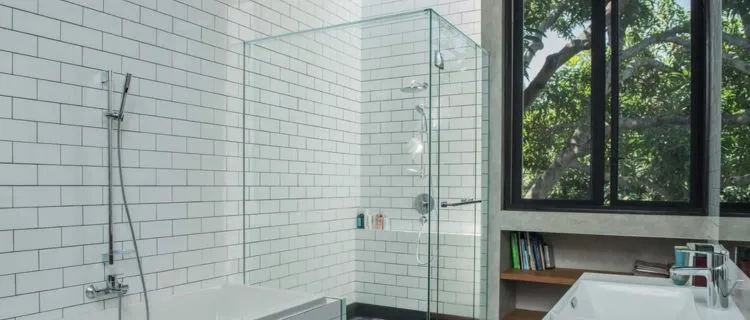 pintu kamar mandi kaca