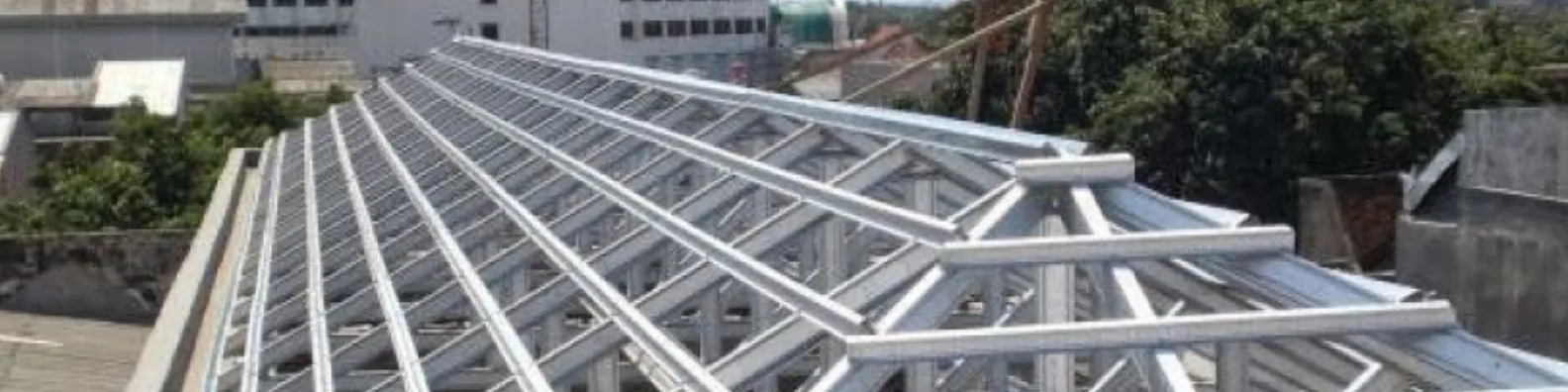 Rangka Atap Baja Ringan