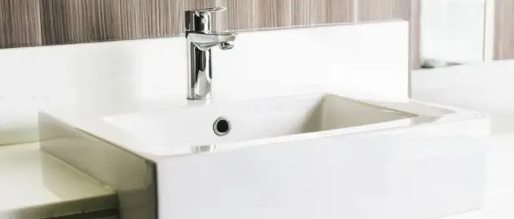 harga wastafel cuci tangan keramik