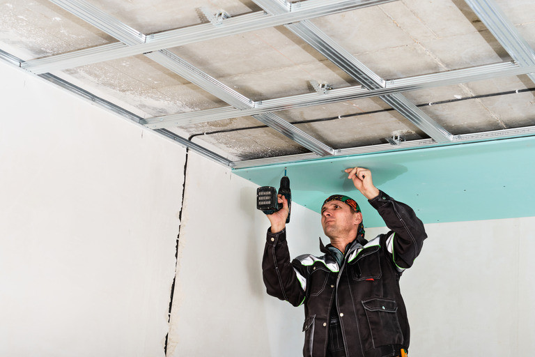 Pasang Wall Angle dan Wire Plafon
